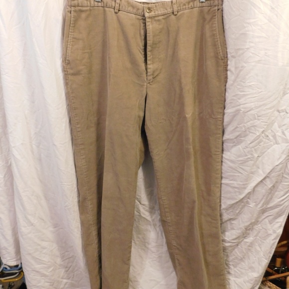 Haggar Generations Men's Corduroys 38/31 - Picture 1 of 7